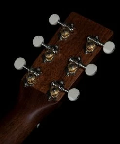 Acoustic Guitars Art & Lutherie 050710 Legacy Acoustic Electric Concert Guitar Natural EQ