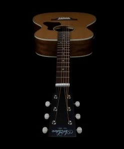 Acoustic Guitars Art & Lutherie 050710 Legacy Acoustic Electric Concert Guitar Natural EQ