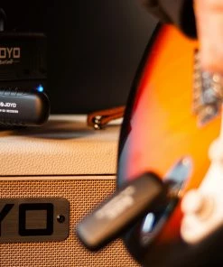 Wireless System's JOYO JW-02 Digital Wireless Transmitter And Receiver